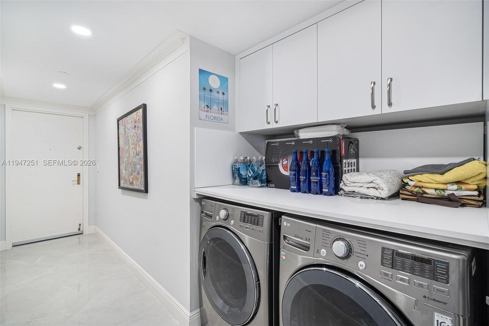 SOLIMAR CONDO - Residential