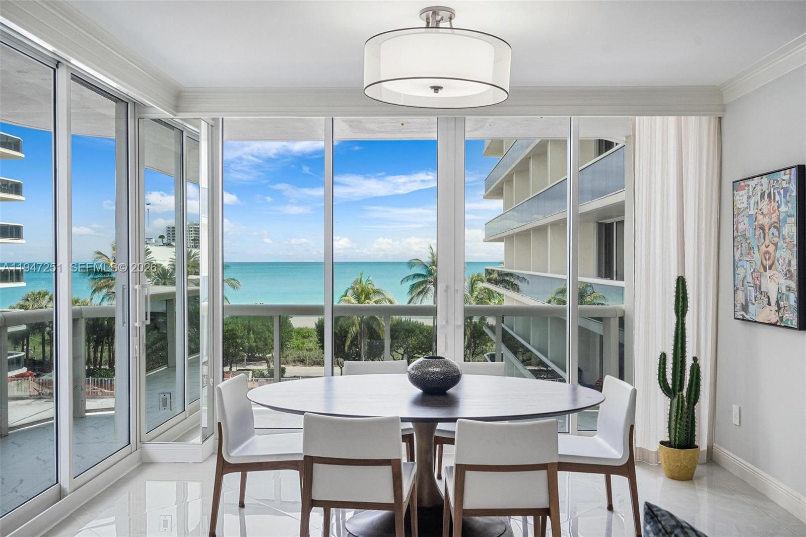 SOLIMAR CONDO - Residential