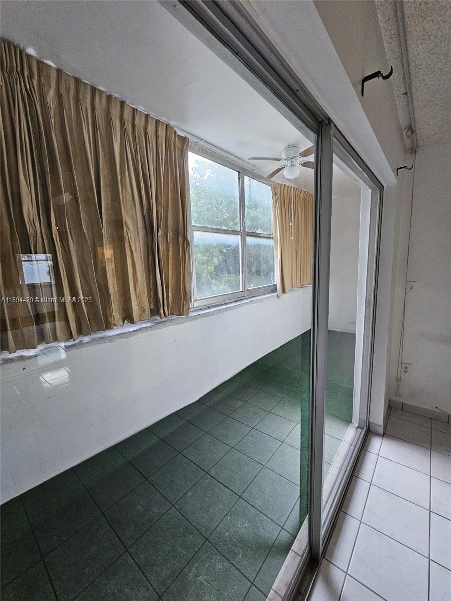 ST ANDREWS COURT CONDO - Residential