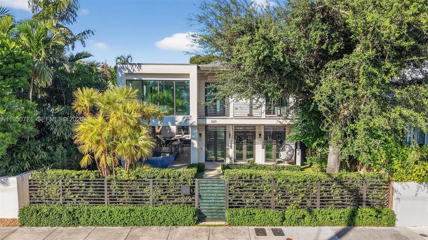 Experience modern luxury in this exceptional 5-bedroom, 5.5-bathroom residence located in the heart of Colee Hammock, just moments from everything Fort Lauderdale has to offer. Built in 2022, this designer-finished home spans over 3,400 square feet of refined living space, showcasing soaring ceilings, elegant tile flooring, and a seamless open-concept layout.
The chef’s kitchen features a gas range, custom built-in cabinetry, and flows effortlessly into a spacious great room with views of the private pool and spa. Smart-home technology includes Lutron lighting and a Sonos sound system throughout. Outdoor living is elevated with a summer kitchen, lush landscaping, and a gated entry for added privacy. With no HOA and a prime location near Las Olas shopping, dining, and the beach, this home offers an exceptional blend of luxury, convenience, and lifestyle.