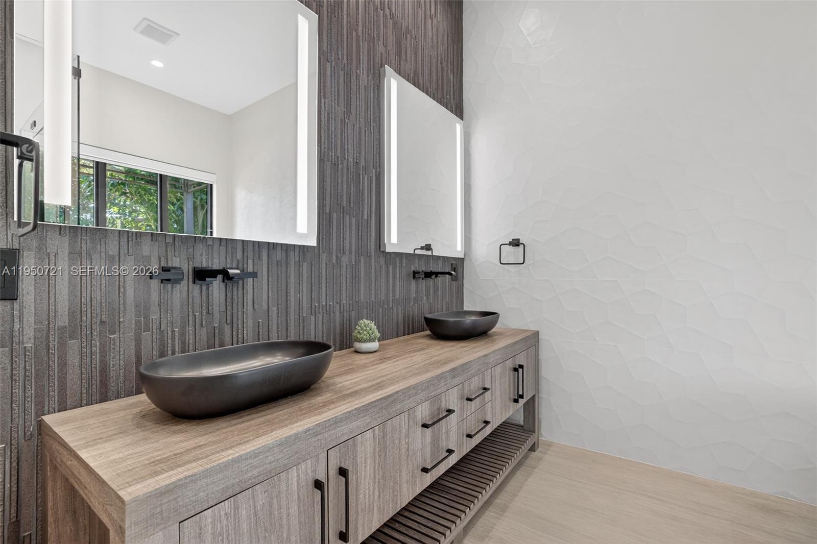 COLEE HAMMOCK - Residential