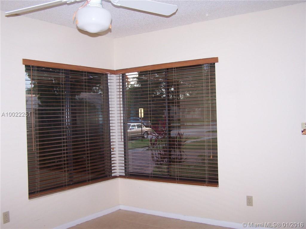 NOB HILL ESTATES 2ND SEC - Residential Lease