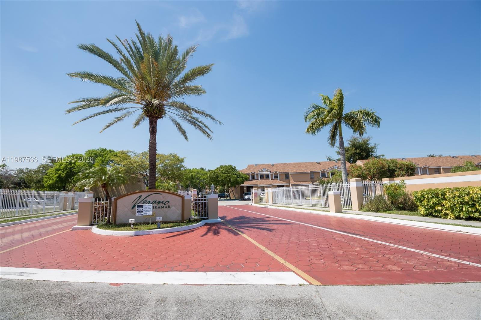 VERANO @ MIRAMAR CONDO - Residential Lease