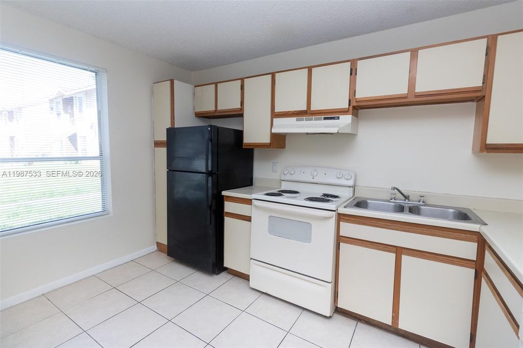 Photo of 2157 SW 80th Ter #2157, Miramar, FL 33025 (MLS # A11987533)