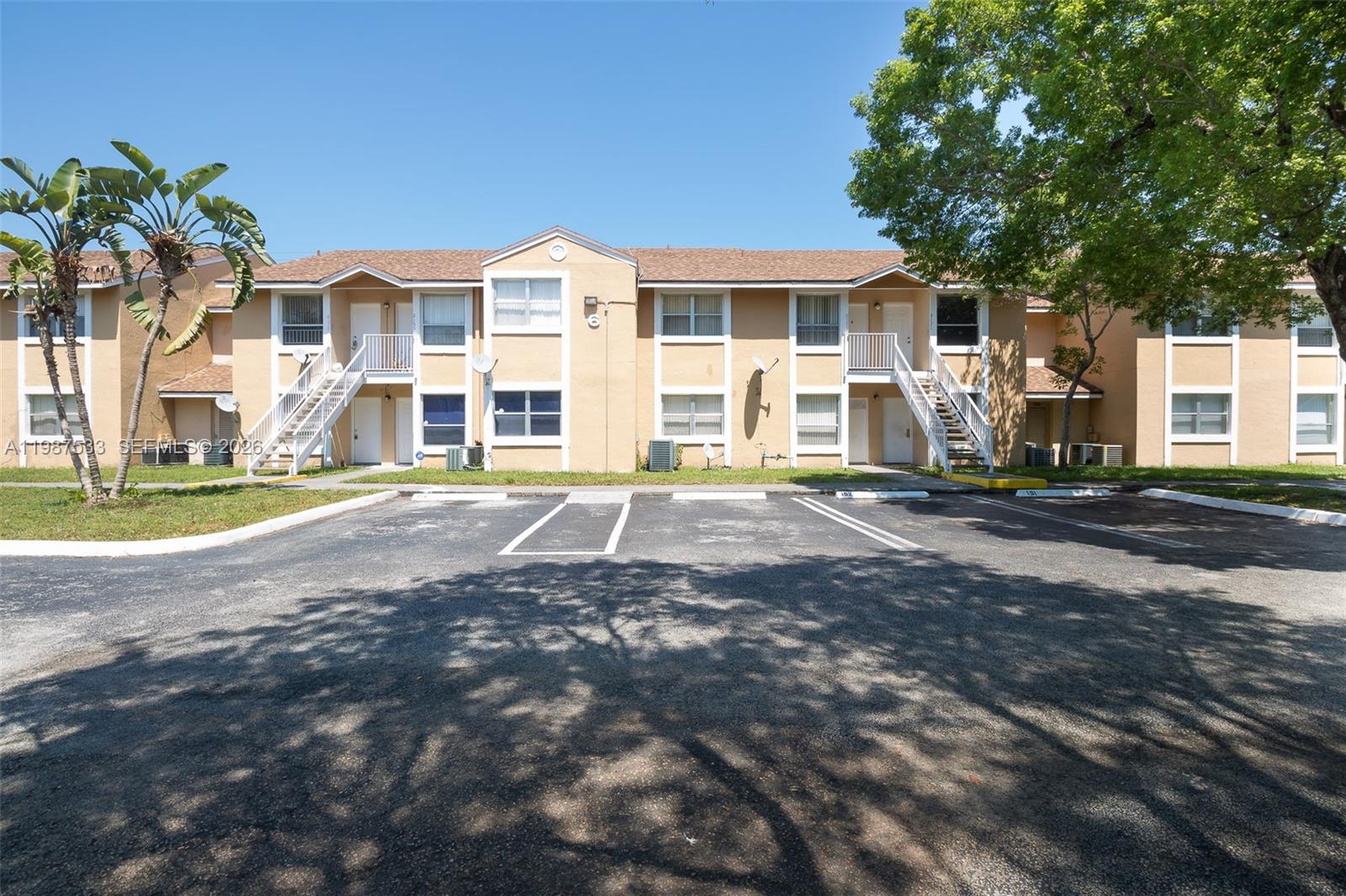 VERANO @ MIRAMAR CONDO - Residential Lease