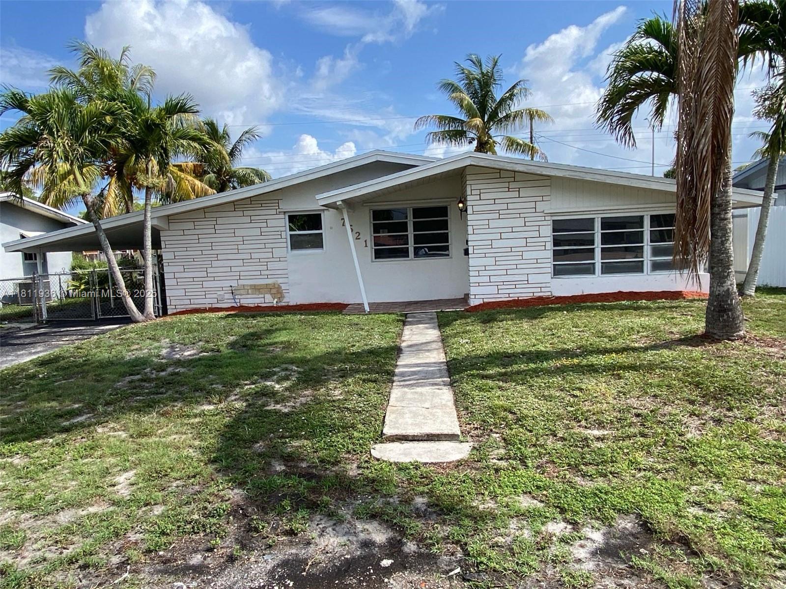 Property for Sale at 7521 Granada Blvd, Miramar, Broward County, Florida - Bedrooms: 3 
Bathrooms: 2  - $550,000