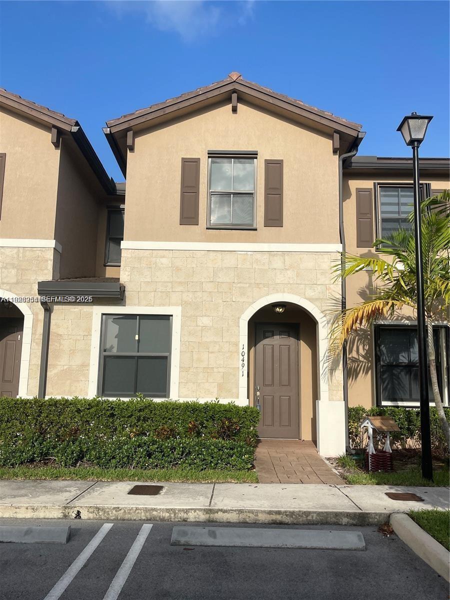 AQUABELLA SECTION TWO - Residential Lease