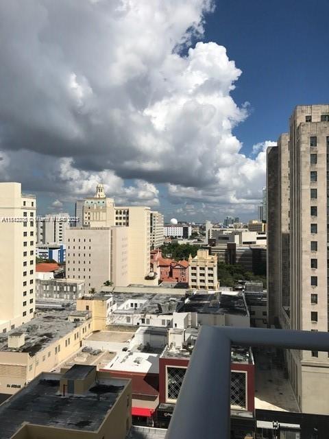 CENTRO CONDO - Residential Lease