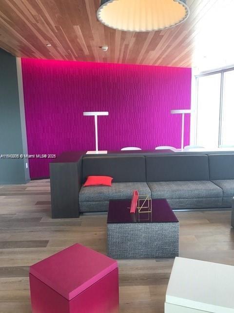 CENTRO CONDO - Residential Lease