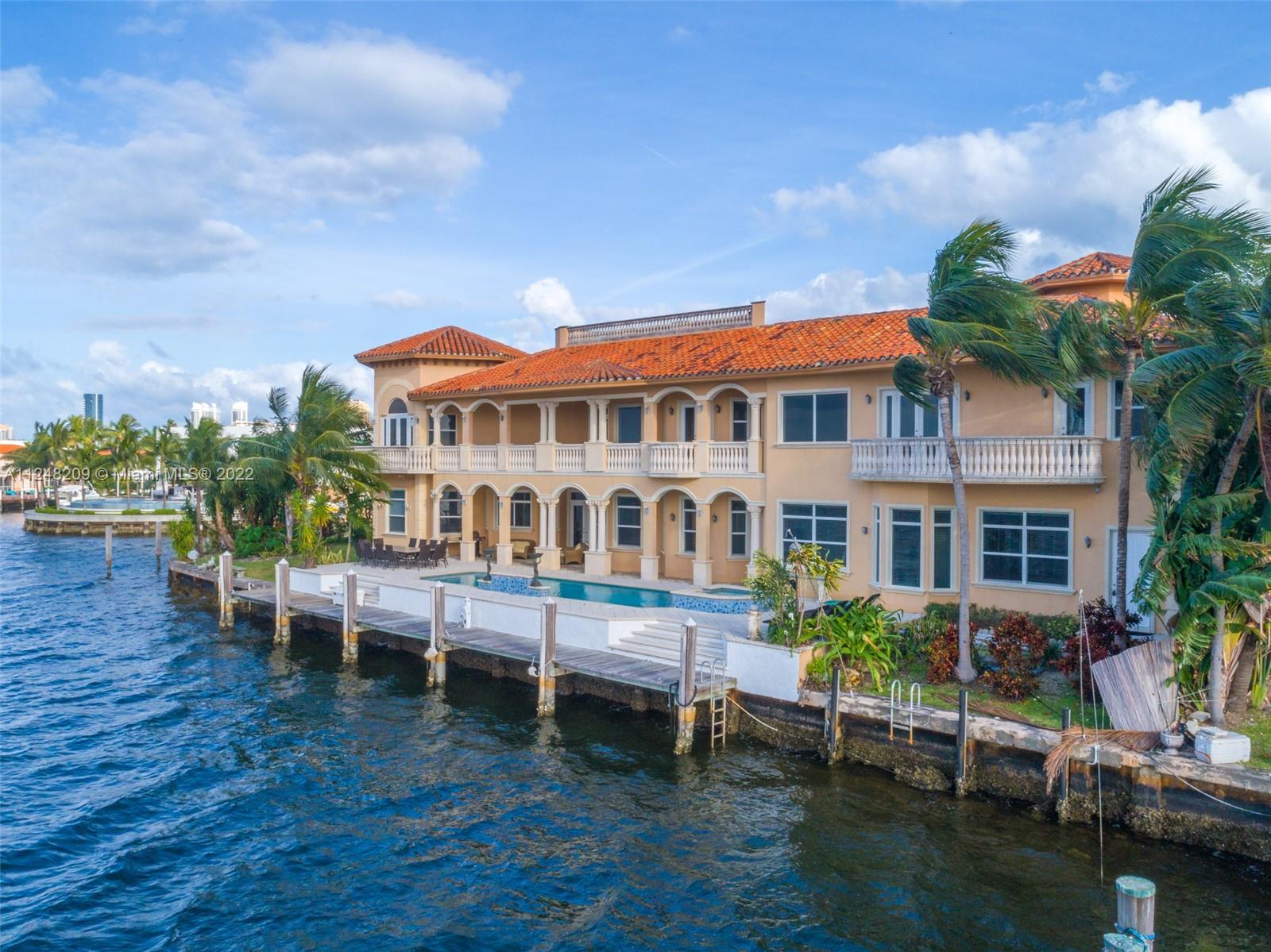 EASTERN SHORES - Residential