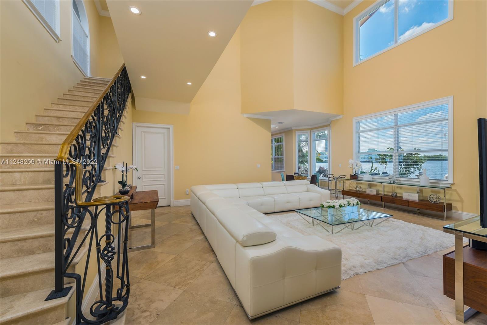 EASTERN SHORES - Residential