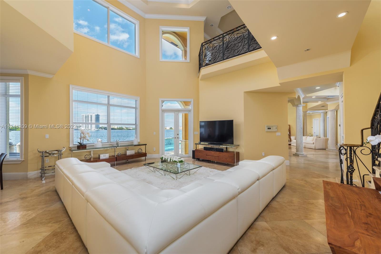 EASTERN SHORES - Residential