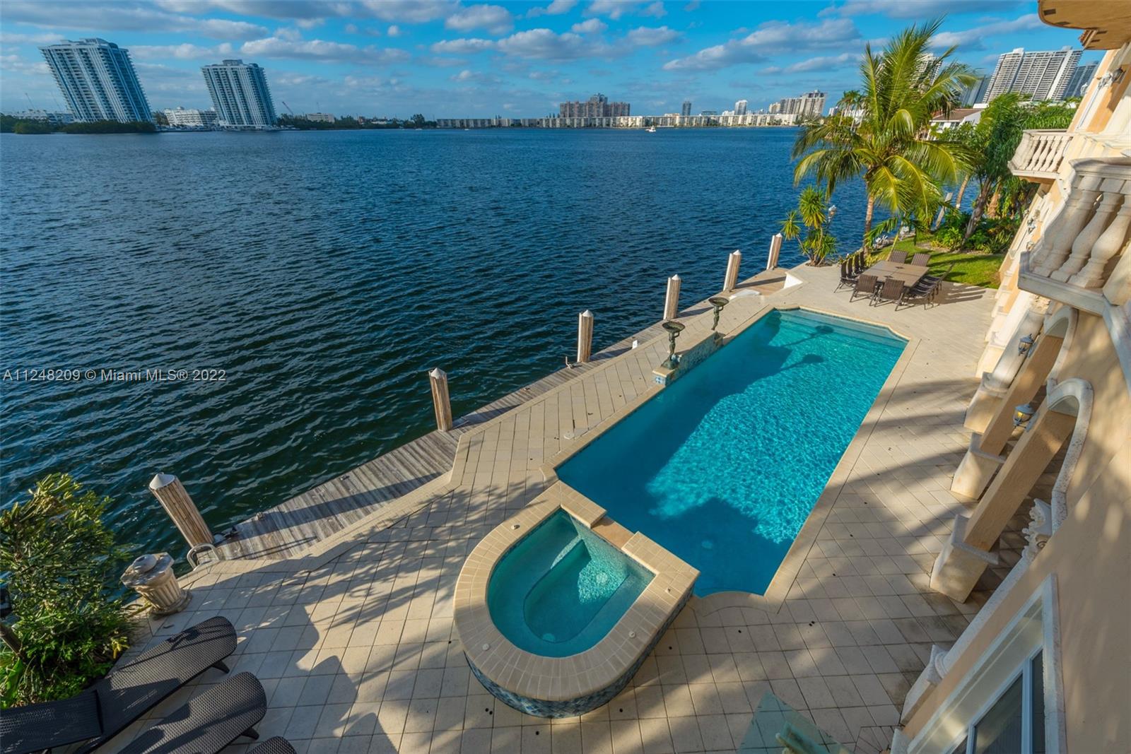 EASTERN SHORES - Residential