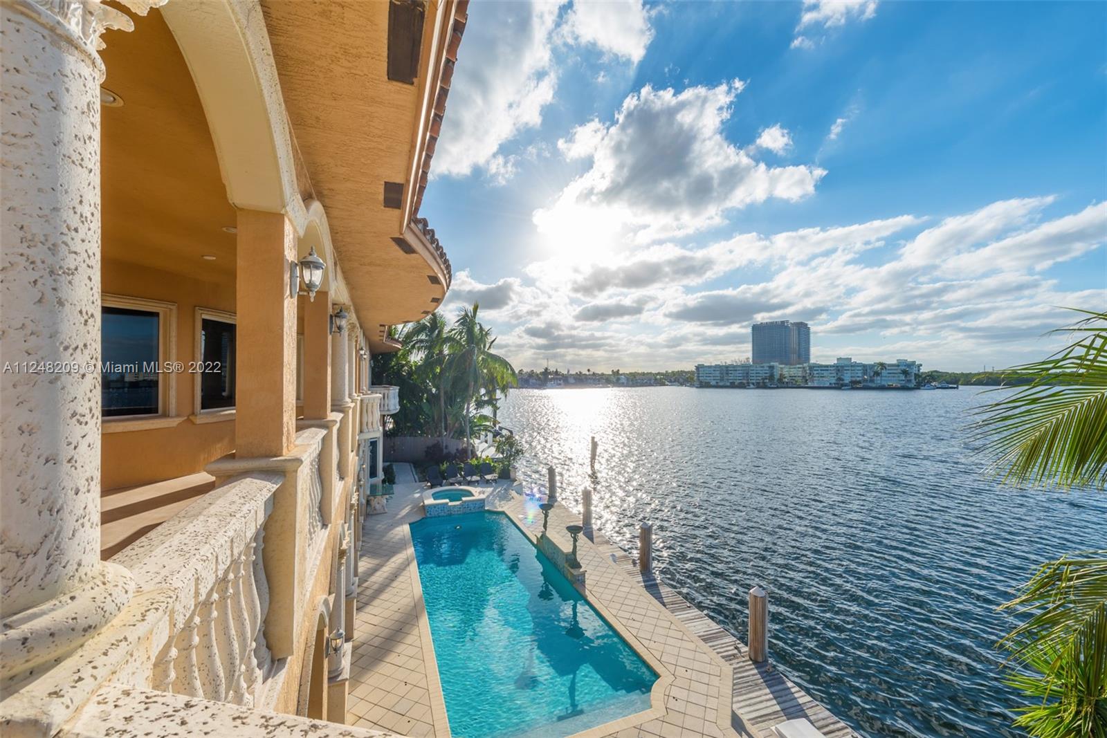 EASTERN SHORES - Residential