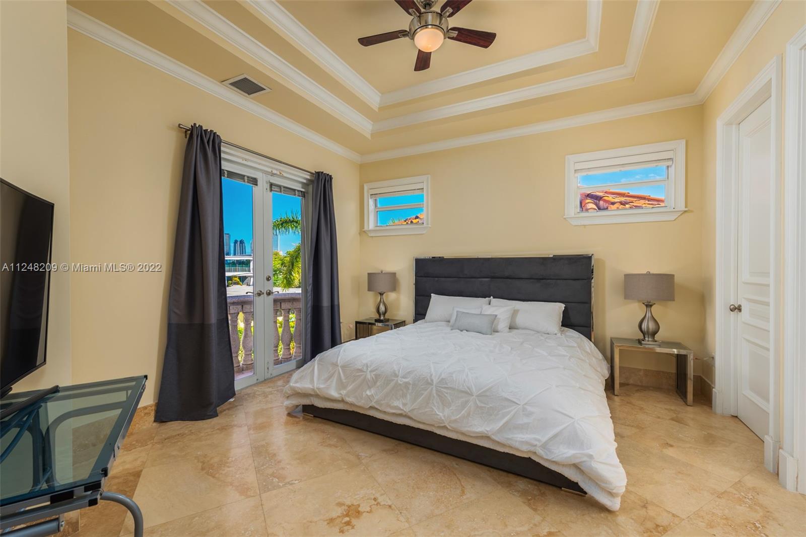 EASTERN SHORES - Residential