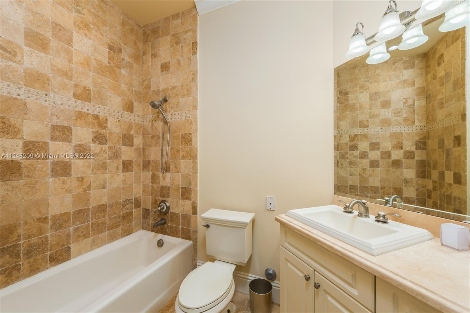 EASTERN SHORES - Residential