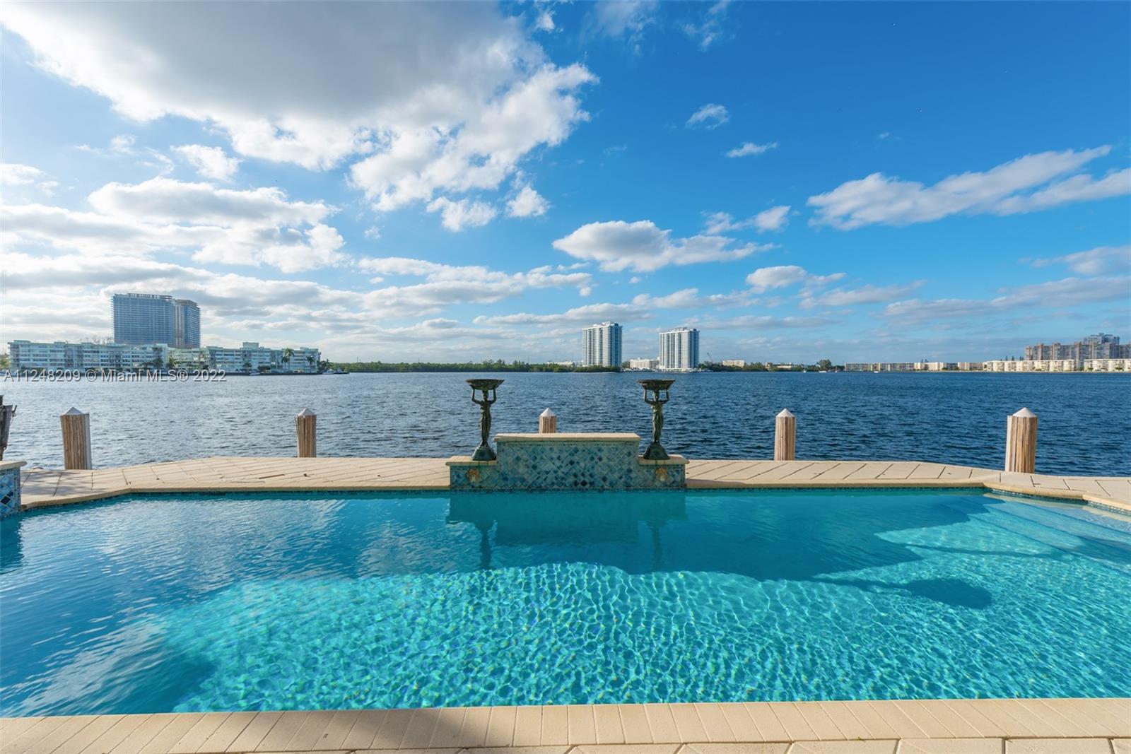 EASTERN SHORES - Residential