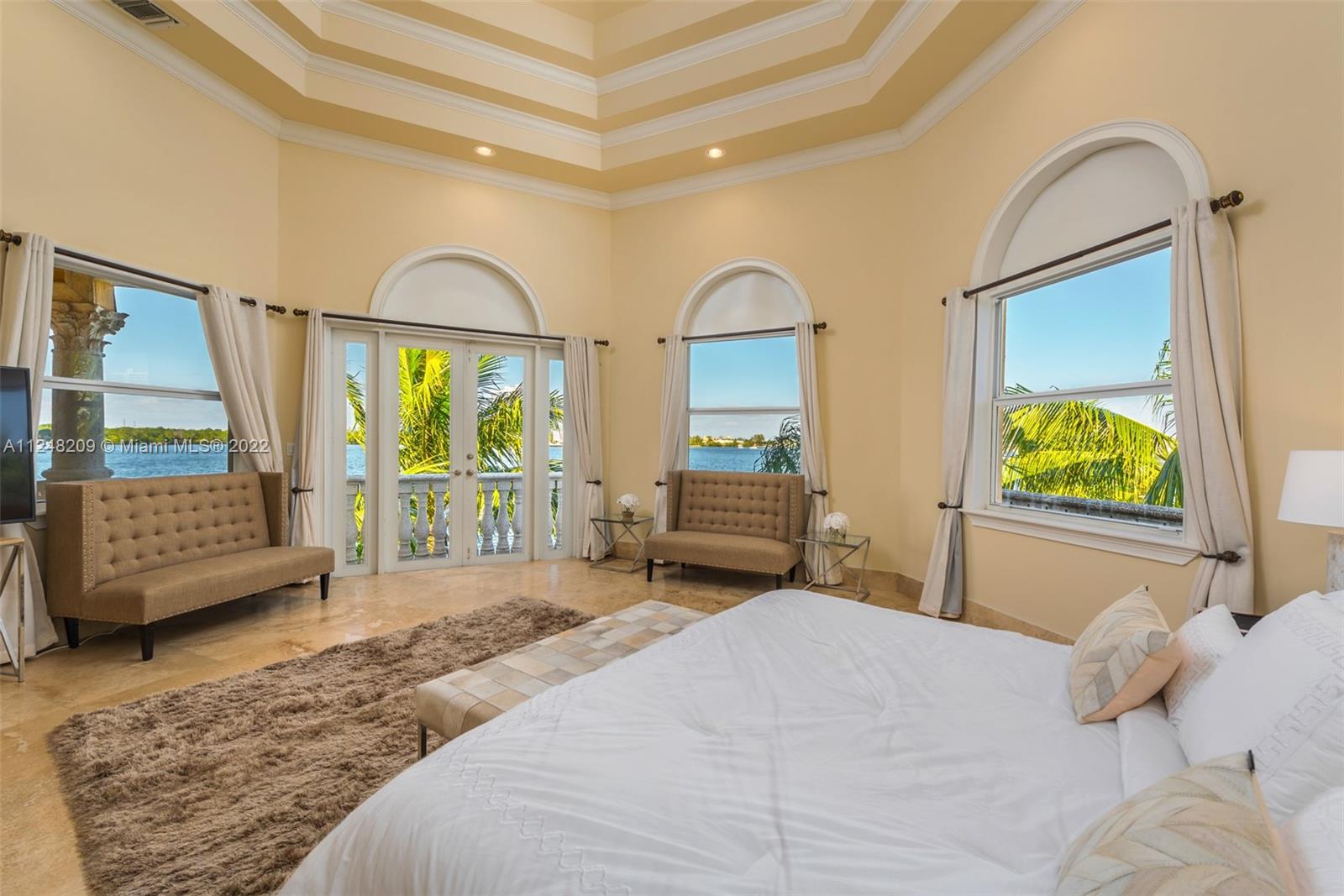 EASTERN SHORES - Residential