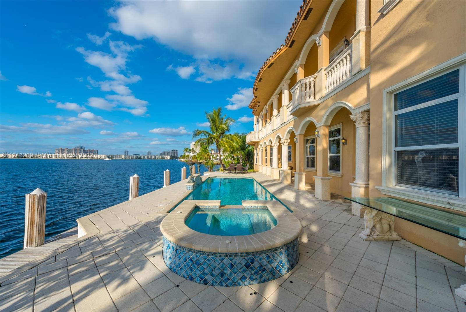 EASTERN SHORES - Residential