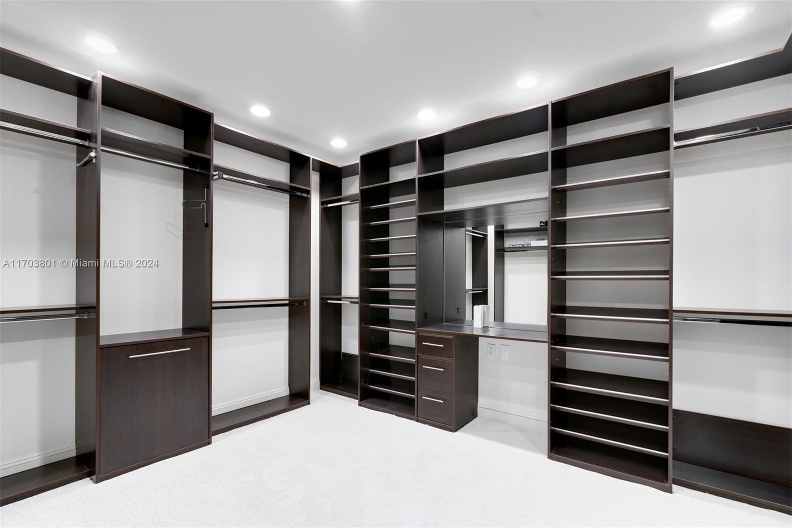 LA GORCE ISLAND - Residential