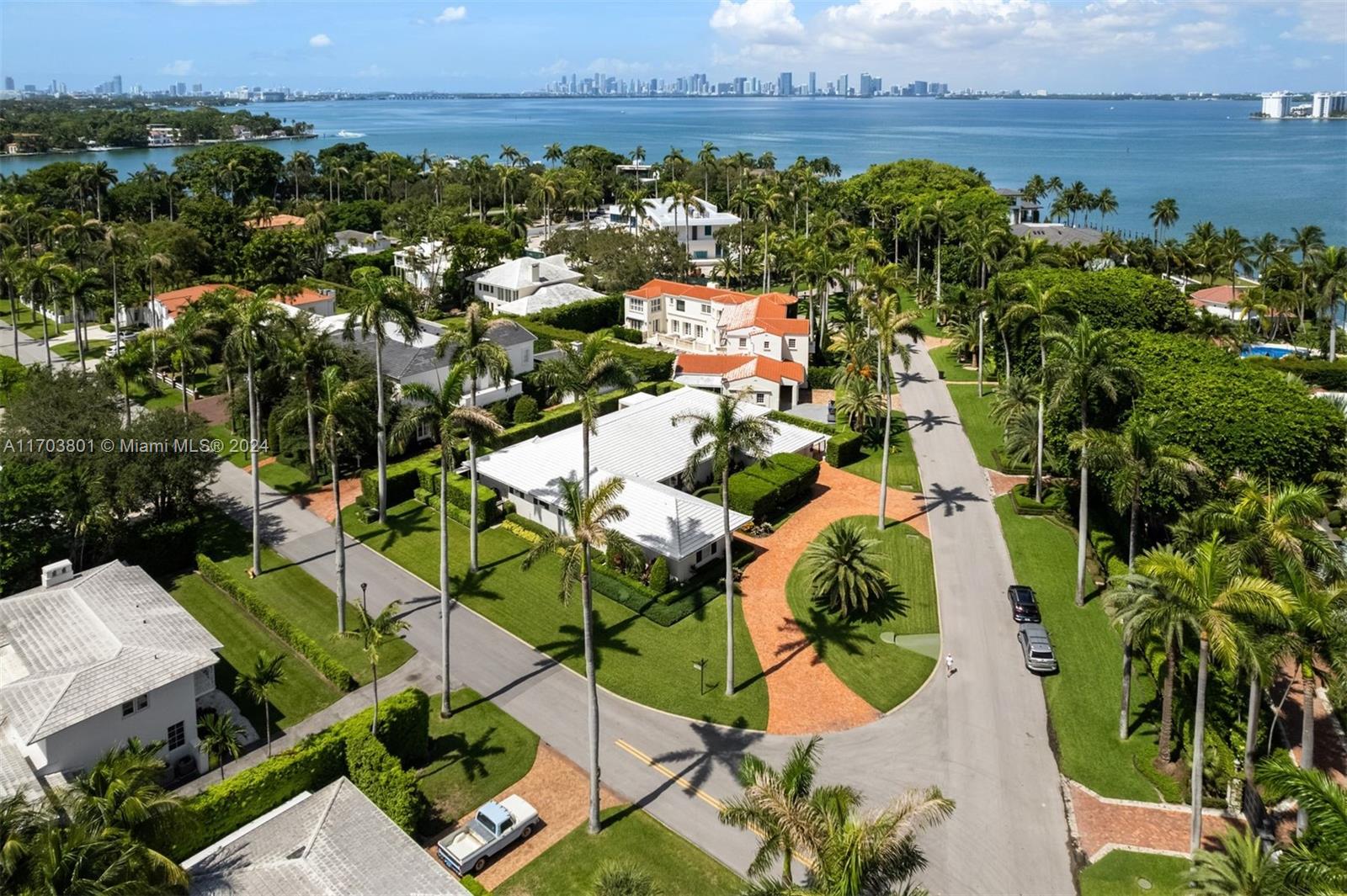 LA GORCE ISLAND - Residential