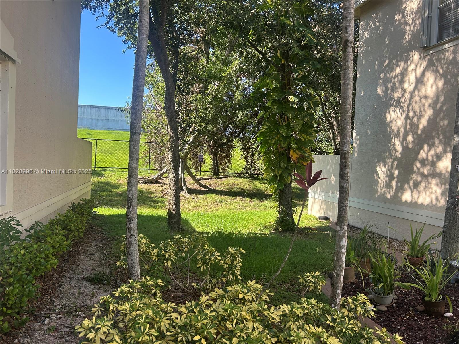 SILVER FALLS POD - Residential