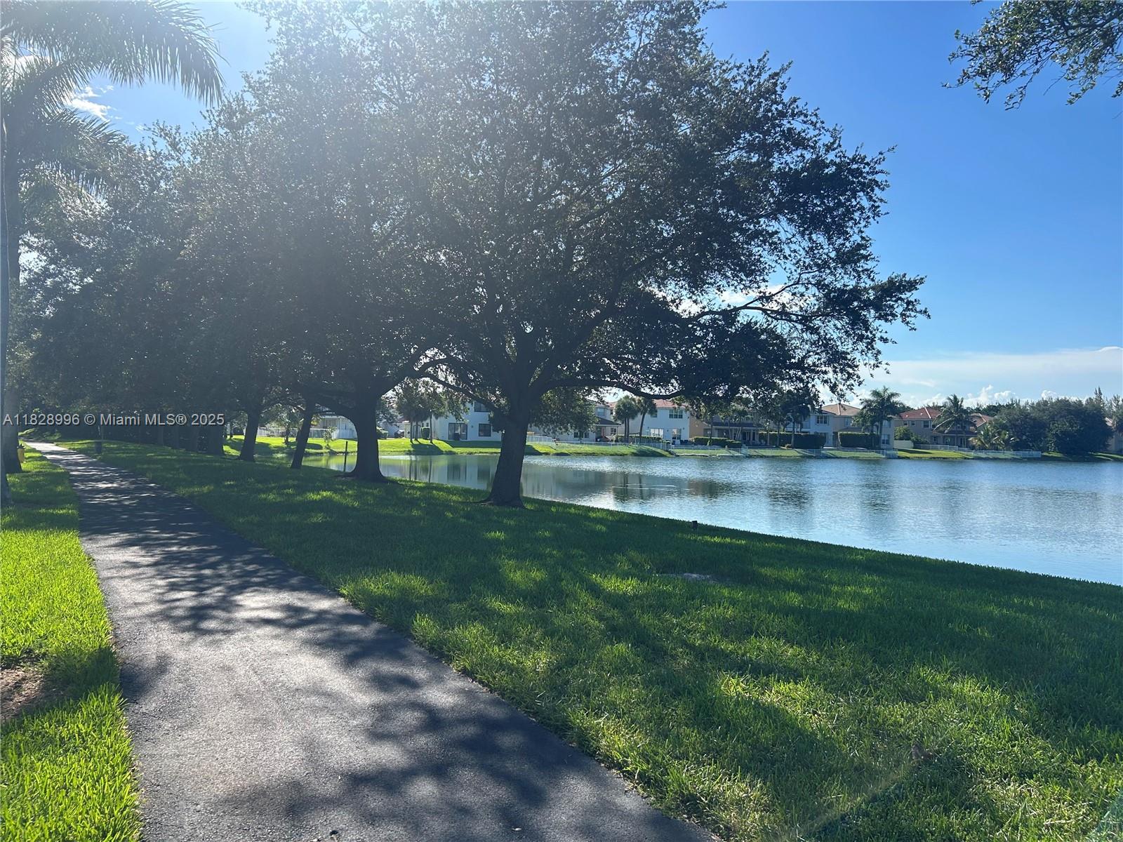 SILVER FALLS POD - Residential