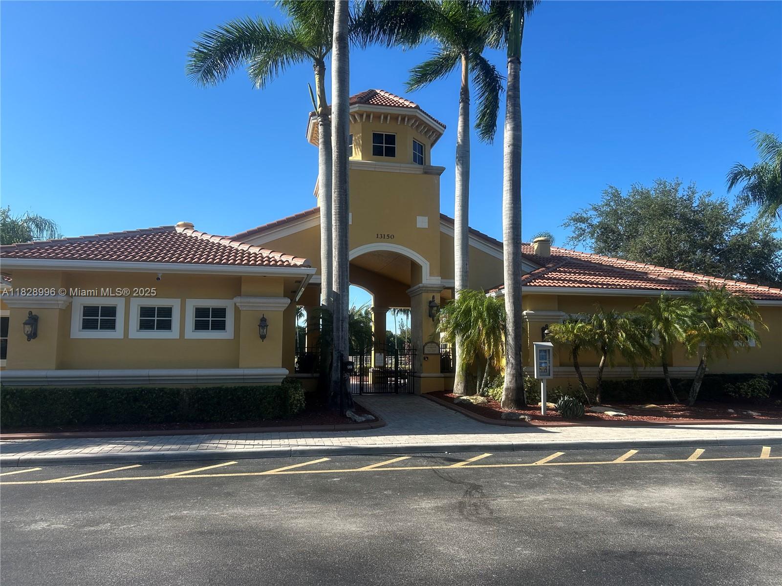 SILVER FALLS POD - Residential