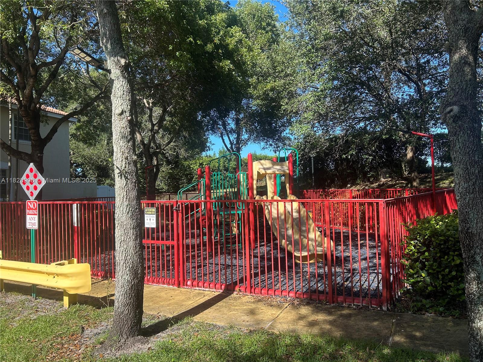 SILVER FALLS POD - Residential