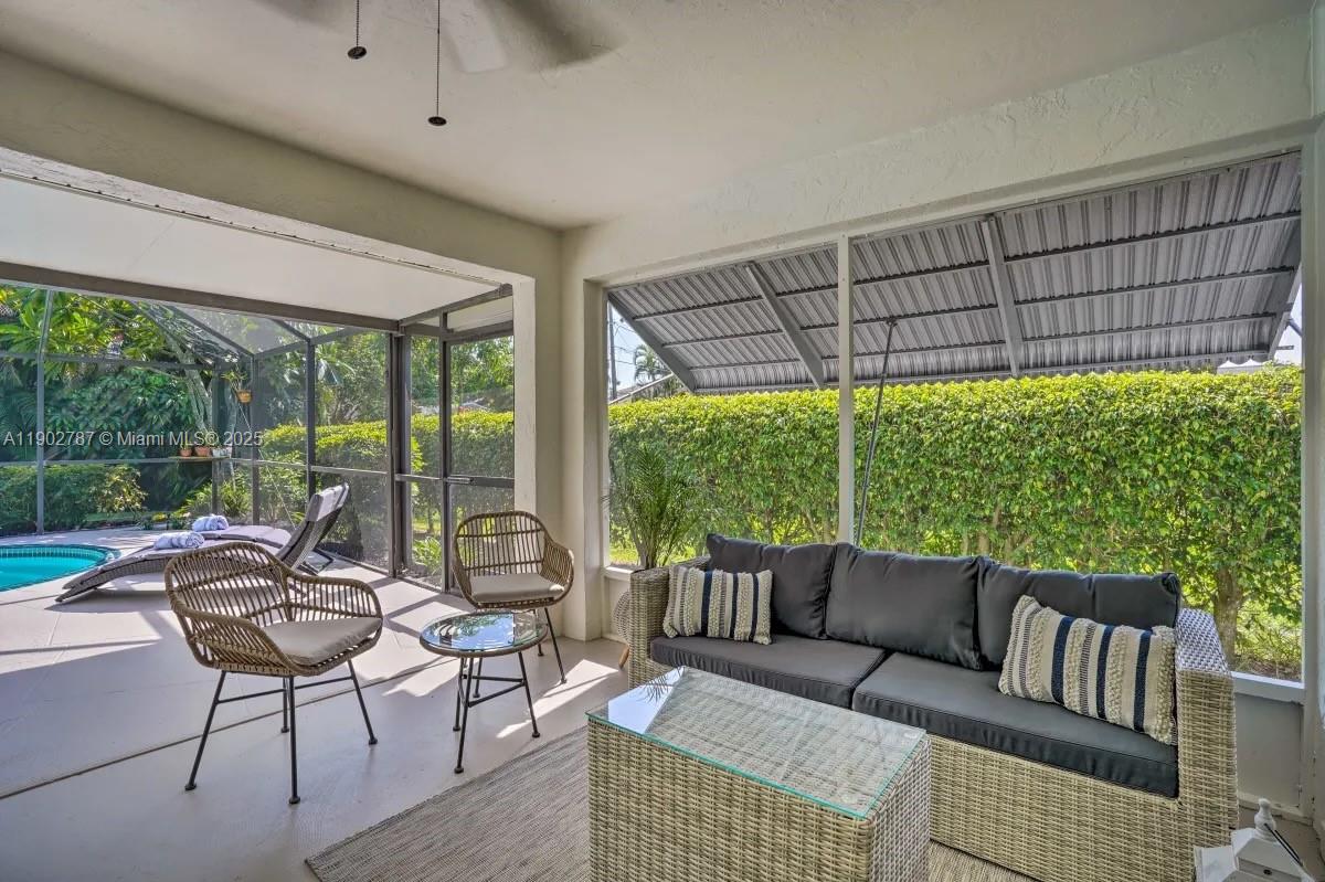 NAPLES PARK UNIT 3 - Residential Lease