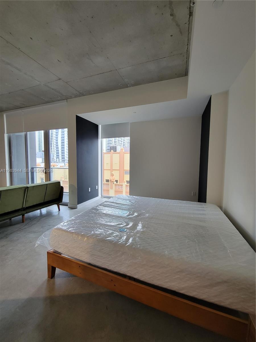 CENTRO CONDO - Residential Lease