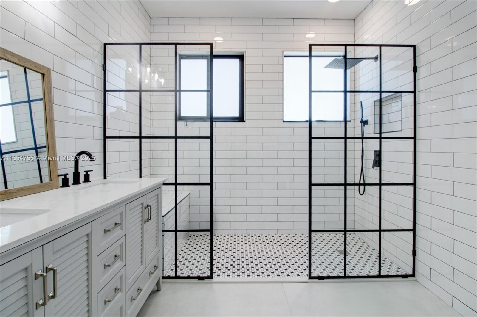 TRELLIS AT BAYSHORE - Residential