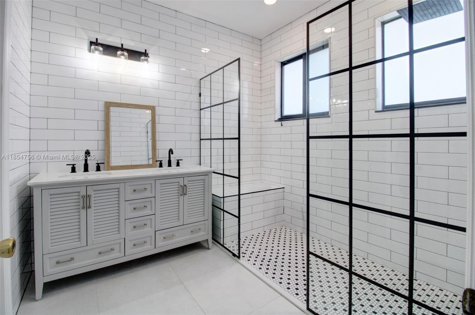 TRELLIS AT BAYSHORE - Residential