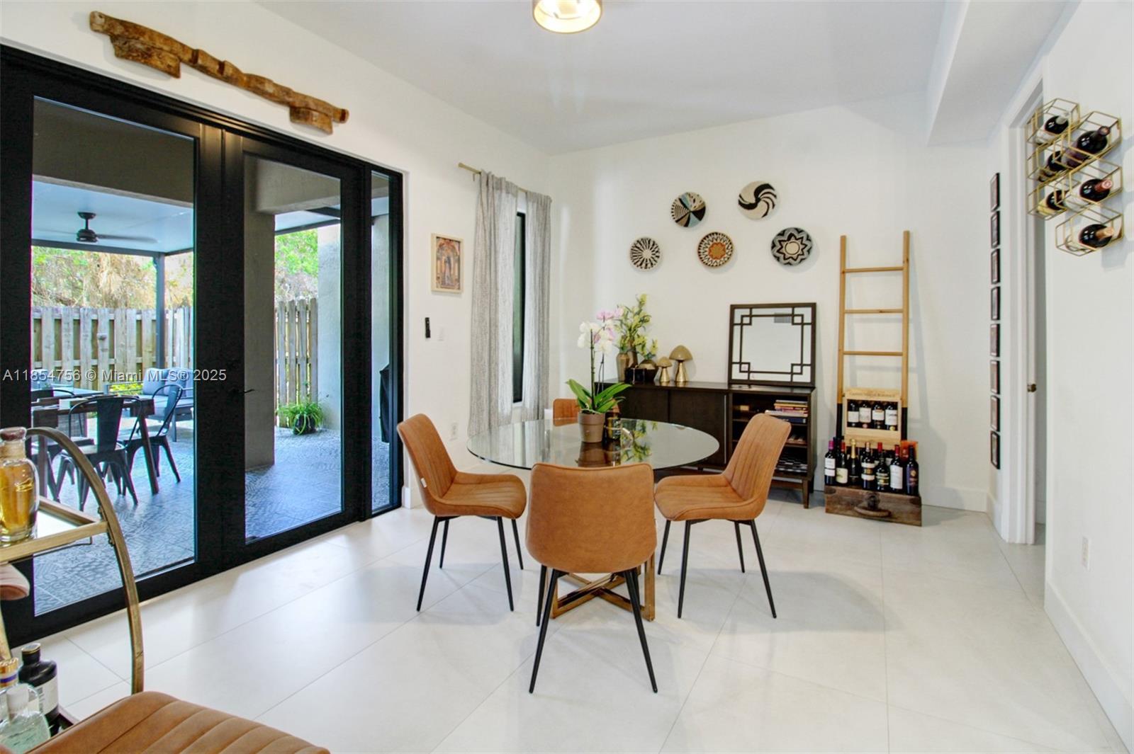 TRELLIS AT BAYSHORE - Residential