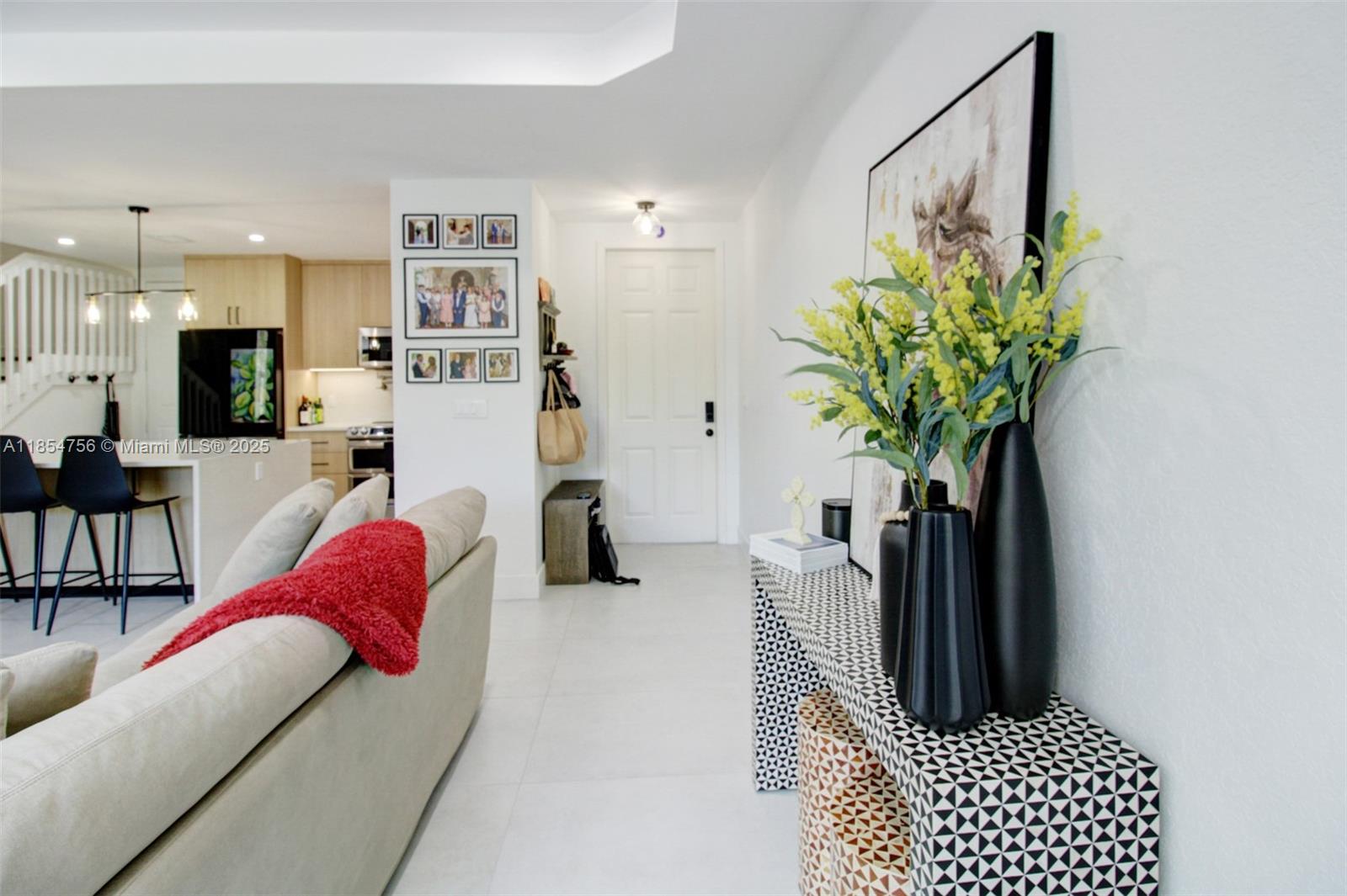 TRELLIS AT BAYSHORE - Residential