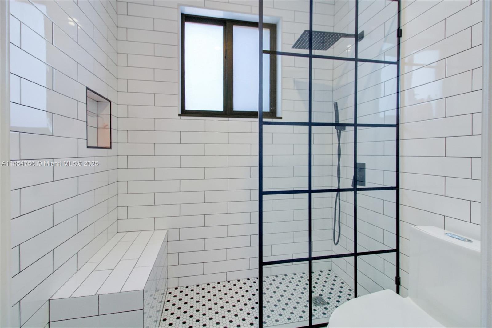 TRELLIS AT BAYSHORE - Residential