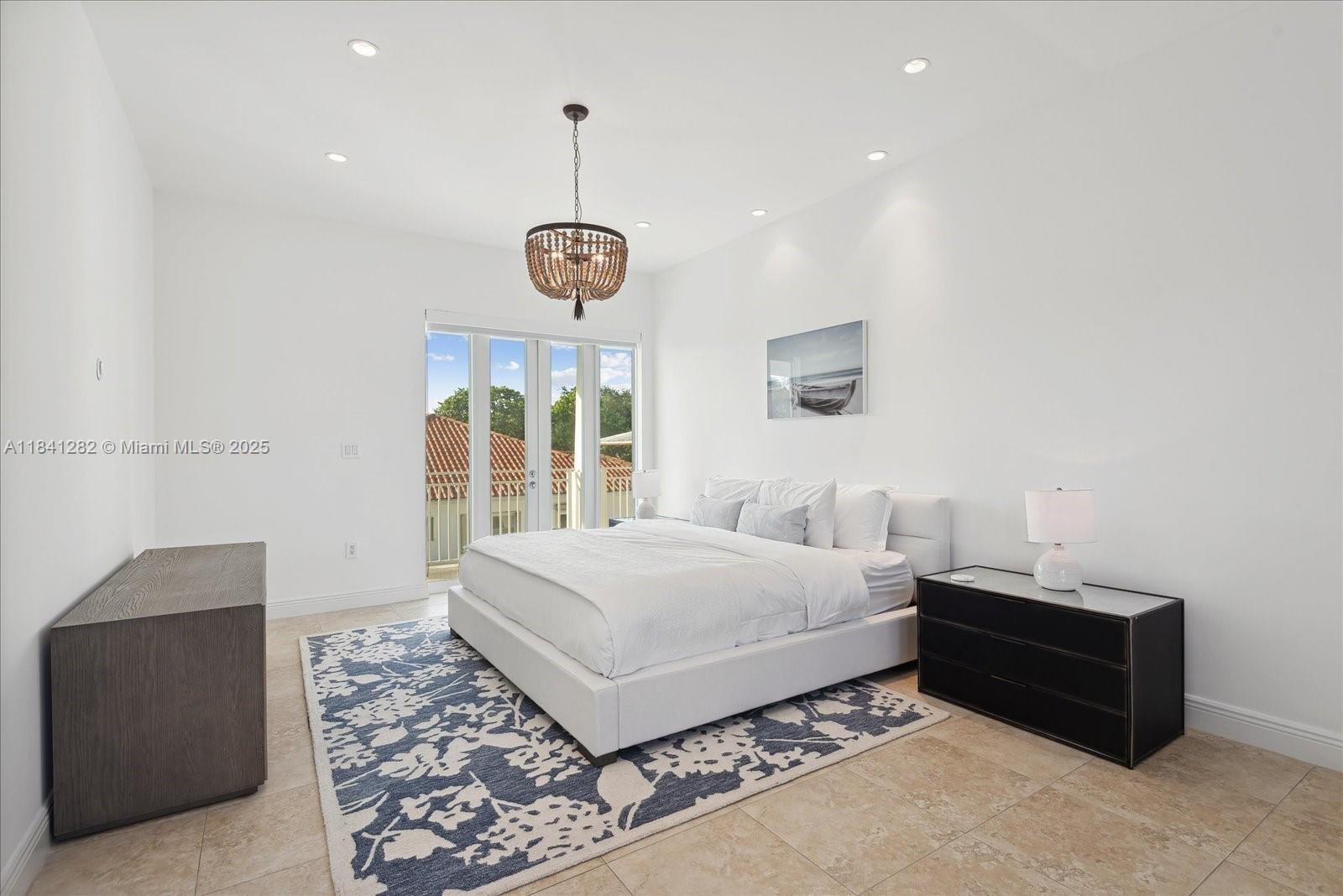 TROPICAL ISLE HOMES SUB 4 - Residential Lease