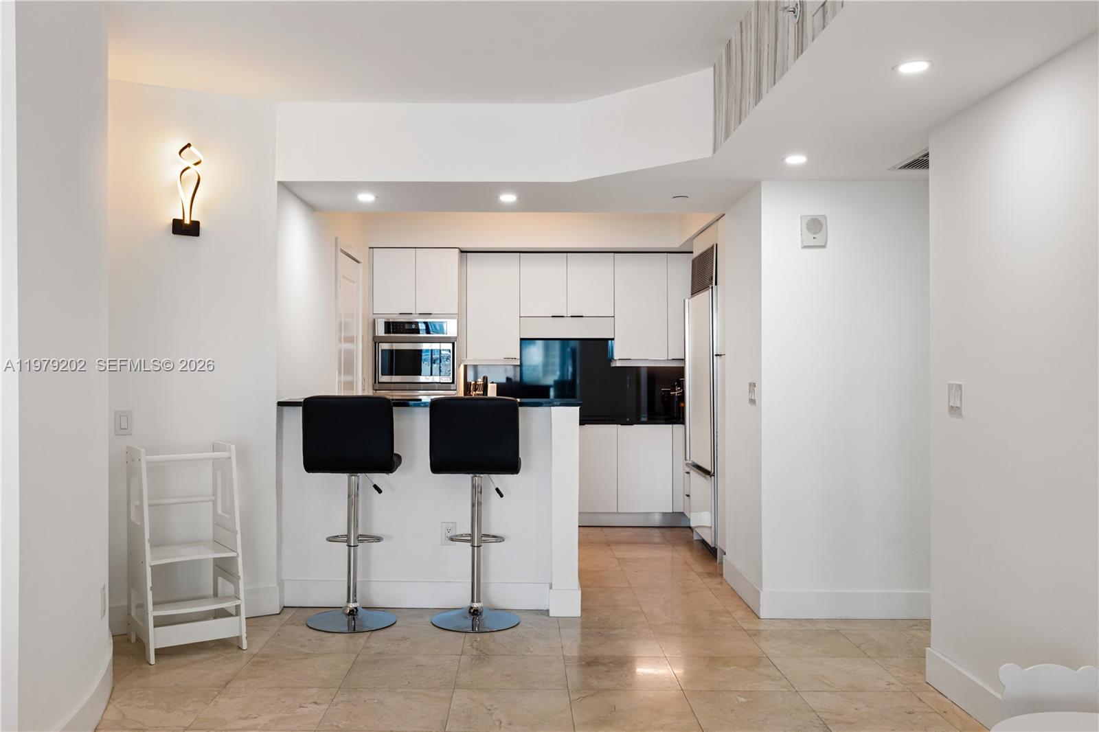 OCEAN PALMS CONDO - Residential Lease