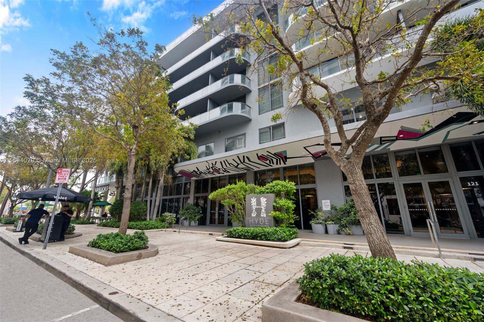 3401 MIDTOWN CONDO - Residential