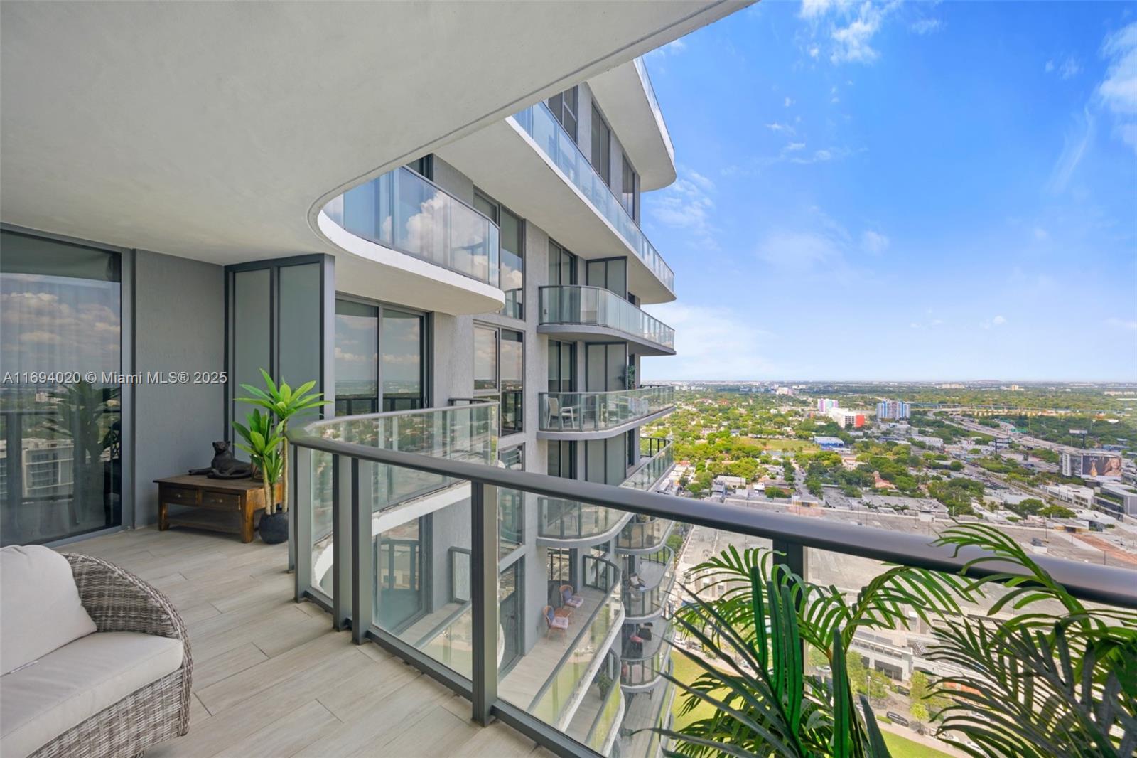 3401 MIDTOWN CONDO - Residential