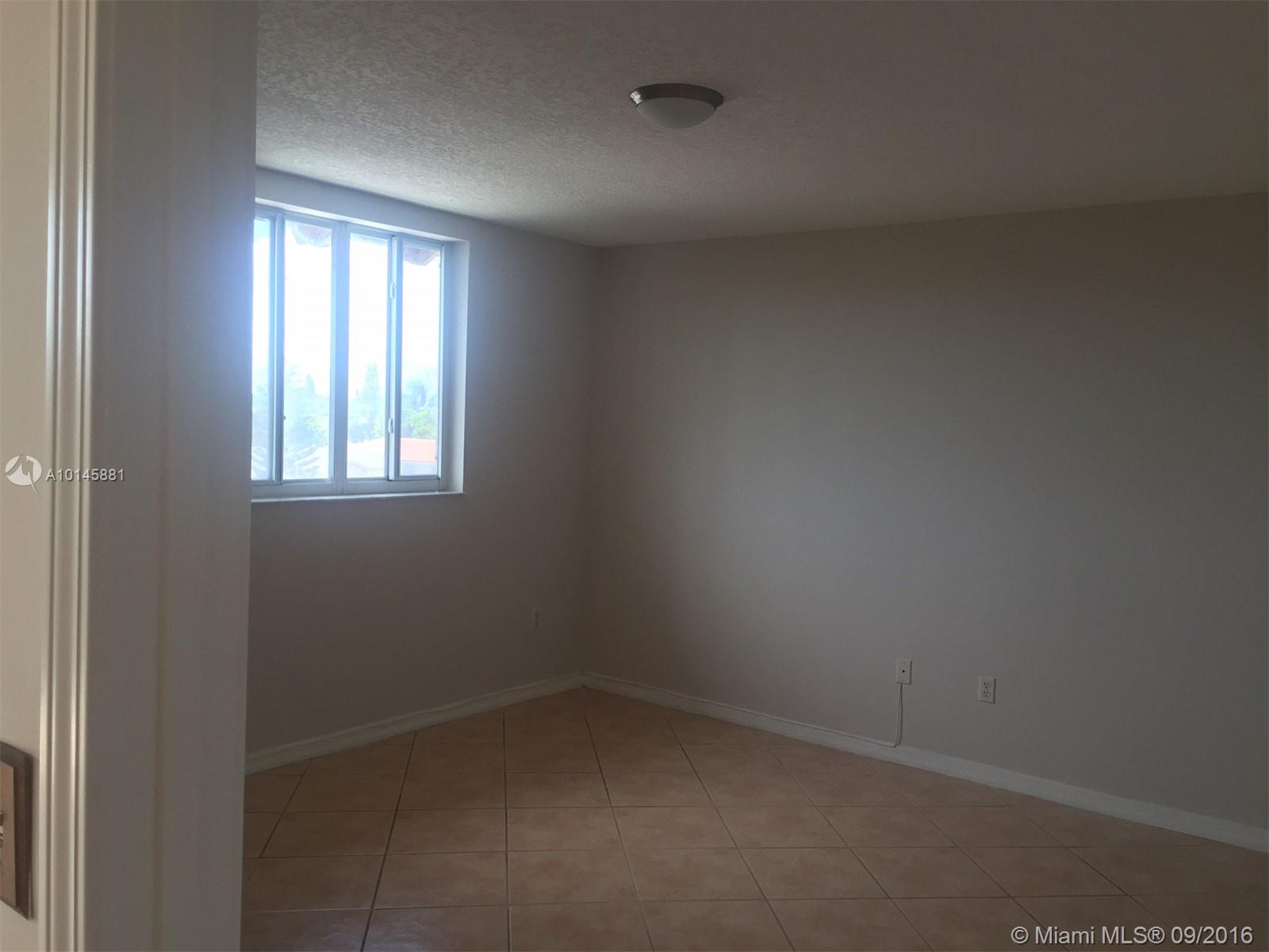 SURFSIDE PALMS CONDO - Residential Lease