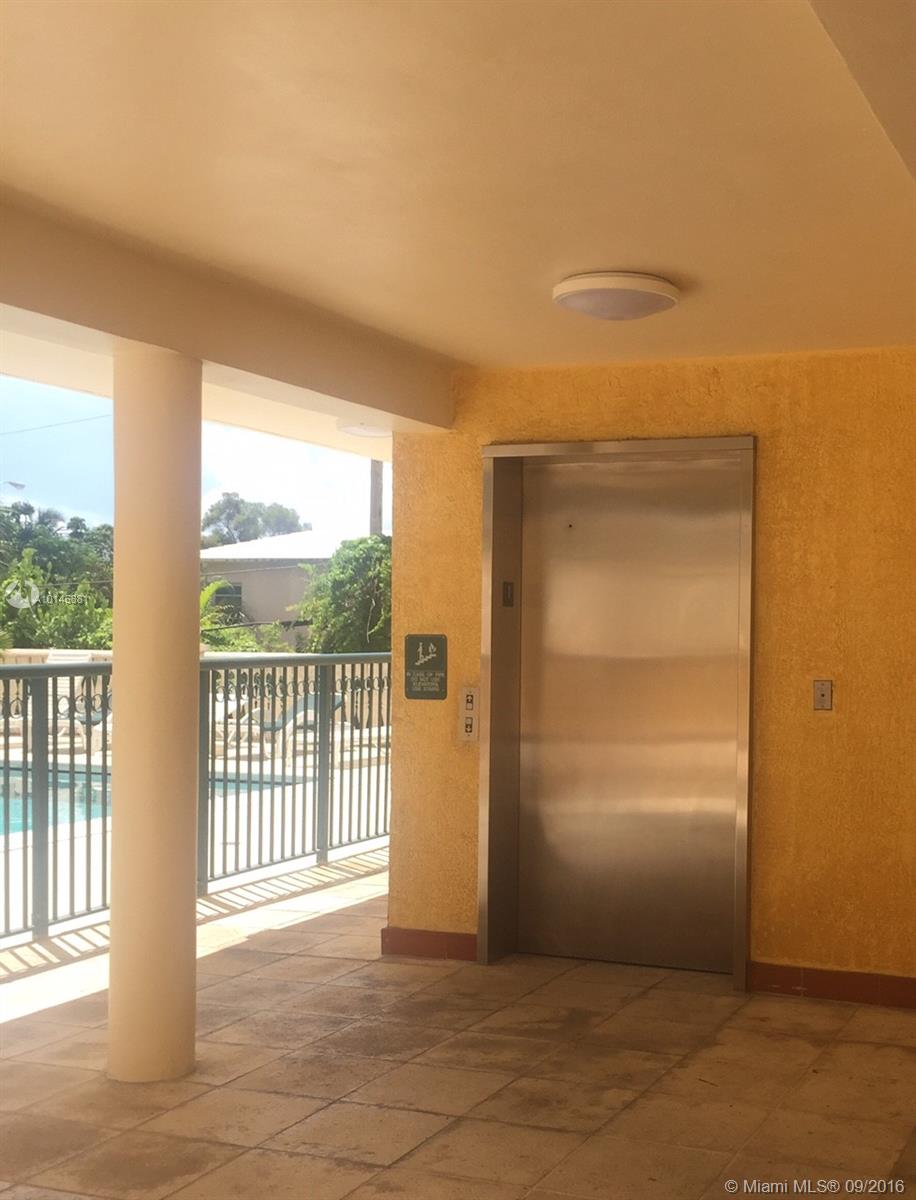SURFSIDE PALMS CONDO - Residential Lease