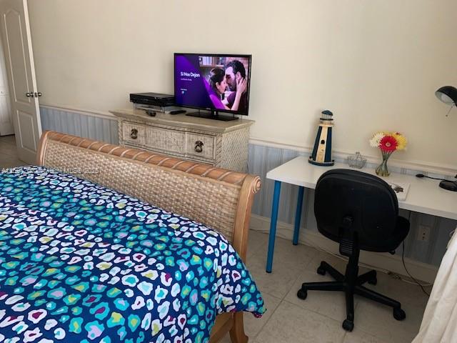 THE DECOPLAGE CONDO - Residential Lease