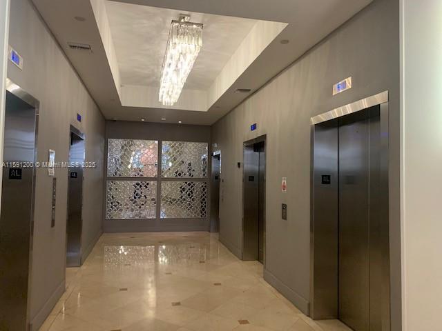 THE DECOPLAGE CONDO - Residential Lease