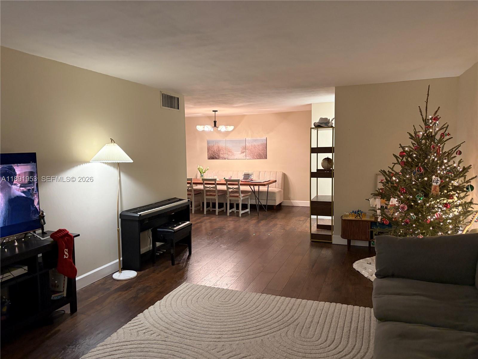 PLANTATION ROYAL SECTION - Residential