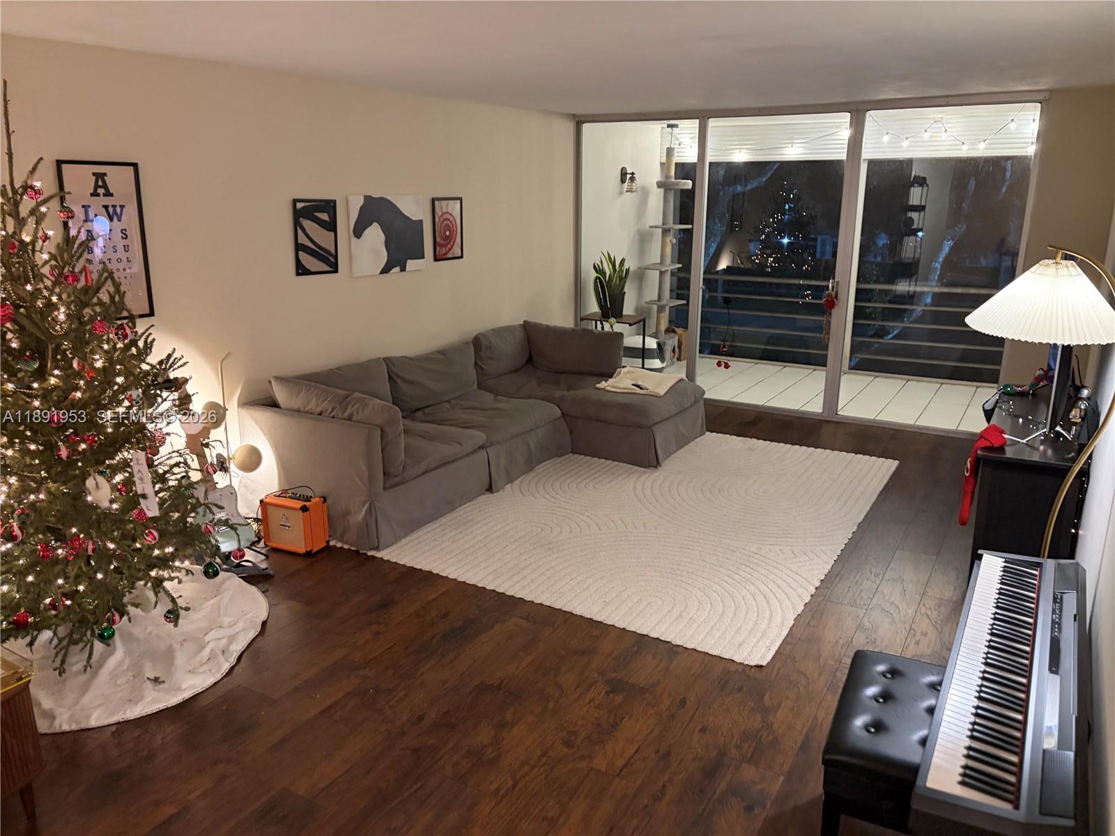 PLANTATION ROYAL SECTION - Residential