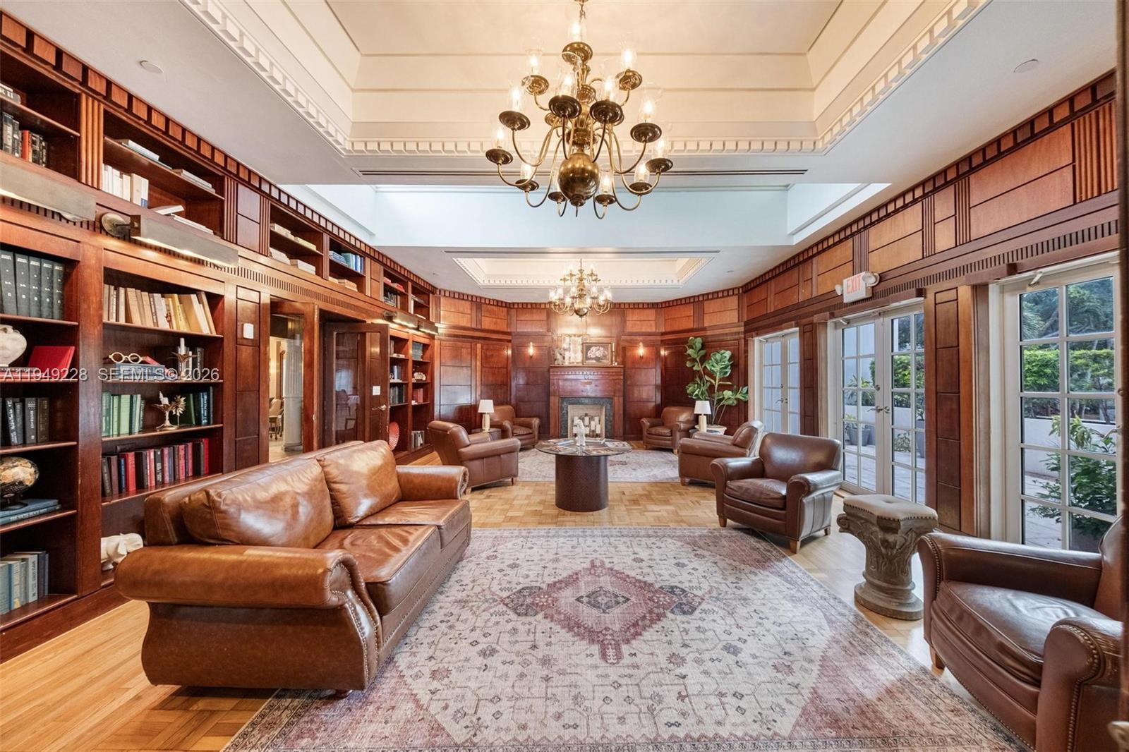 THE TOWERS OF QUAYSIDE CO - Residential