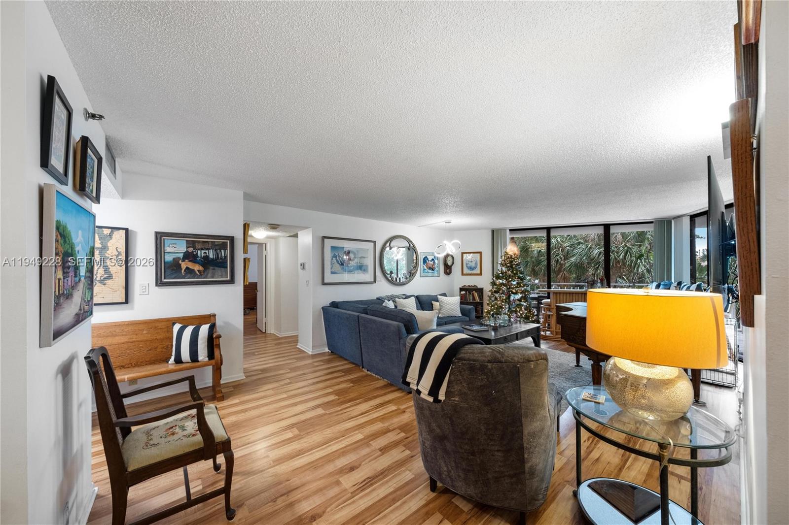 THE TOWERS OF QUAYSIDE CO - Residential