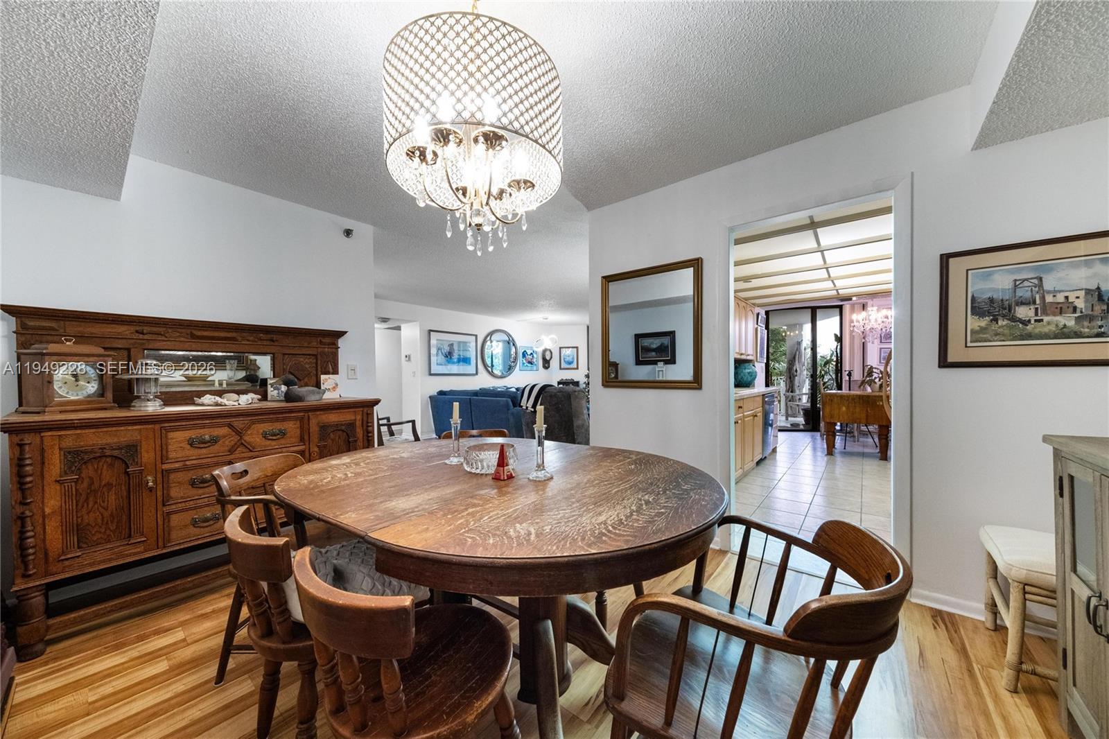 THE TOWERS OF QUAYSIDE CO - Residential