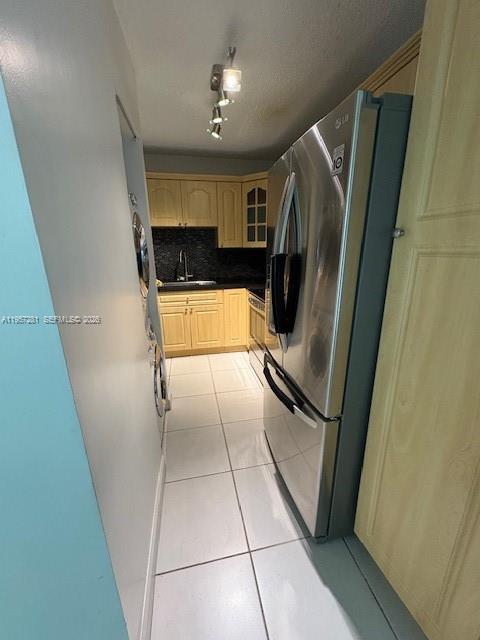 PARC VISTA CONDO - Residential Lease